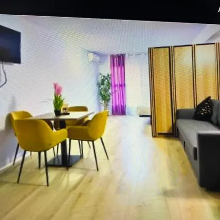 Ynfinity Apartmanhotel 3*